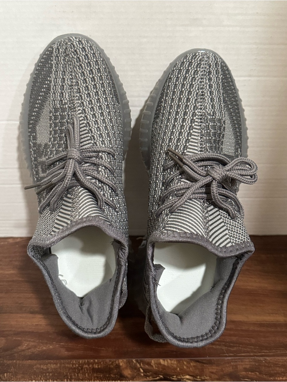 NWOT Gray Knit Slip-On Lace-up Yeezy-style Sneakers Women's Sz 7